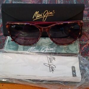 NWOT Maui Jim Ocean Women's Rose Lens Polarized Sunglasses